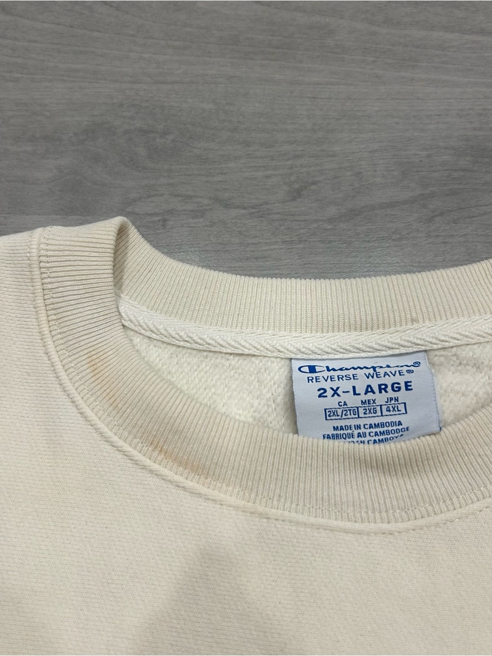 Champion Reverse Weave Oversized Cropped Crewneck Sweatshirt 2XL Cream - Picture 3 of 9